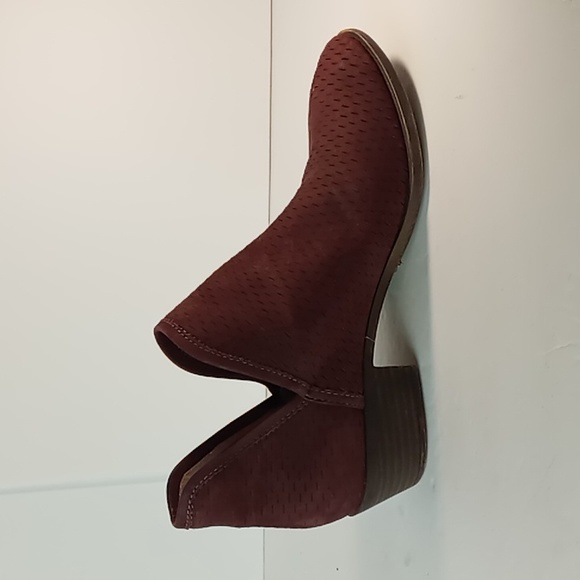 Lucky Brand Baley Booties - Picture 5 of 8